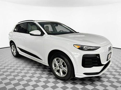 2025 Audi Q6 e-tron Premium