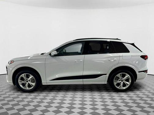 2025 Audi Q6 e-tron Premium