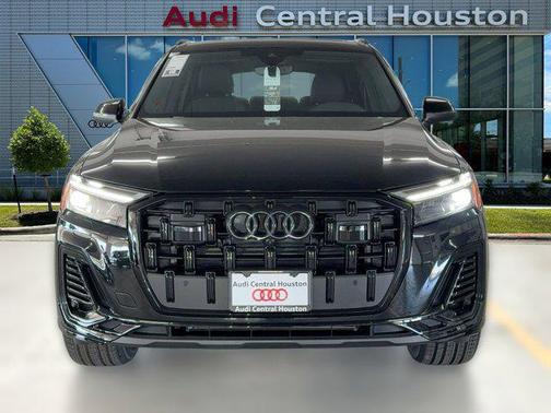 2026 Audi Q7 45 Premium