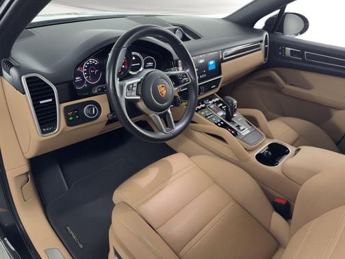 Moonlight Blue Metallic 2021 Porsche Cayenne Cayenne E-Hybrid