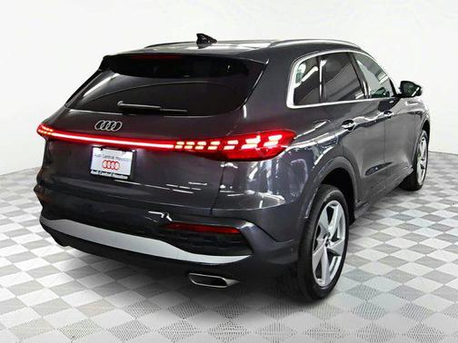 2025 Audi Q5 Premium Plus