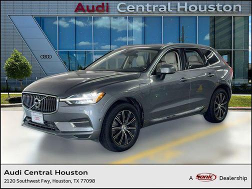 2019 Volvo XC60 Recharge Plug-In Hybrid T8 Inscription