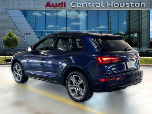 2025 Audi Q5 45 S line Premium