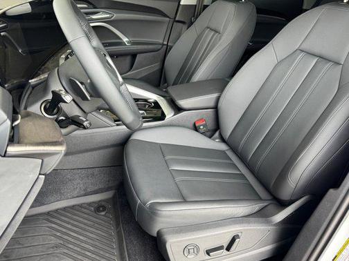 2025 Audi Q5 Premium Plus TFSI quattro S tronic