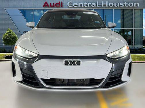 2023 Audi e-tron GT Premium Plus quattro