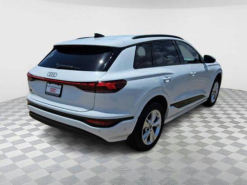 2025 Audi Q6 e-tron Premium