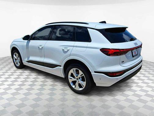 2025 Audi Q6 e-tron Premium
