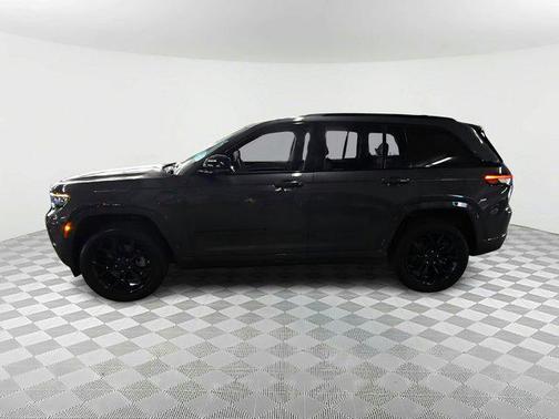 2024 Jeep Grand Cherokee 4xe Anniversary Edition