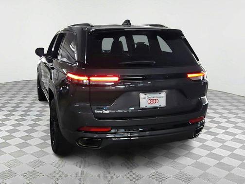 2024 Jeep Grand Cherokee 4xe Anniversary Edition