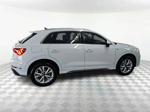 2025 Audi Q3 45 S line Premium Plus