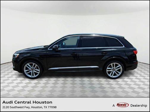 2025 Audi Q7 55 Premium Plus