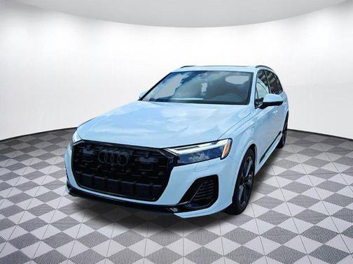 2025 Audi Q7 55 Premium Plus