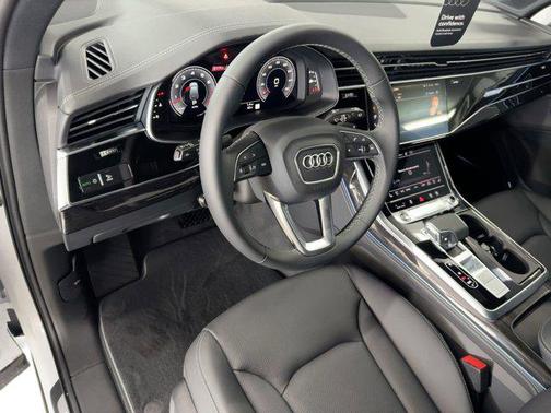 2026 Audi Q7 55 Premium Plus
