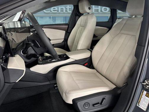 2025 Audi A6 e-tron Premium