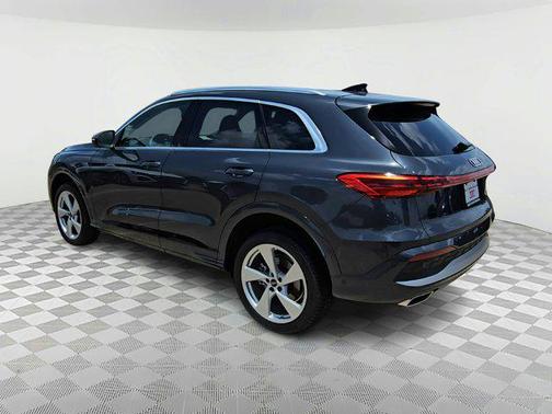 2025 Audi Q5 Premium Plus
