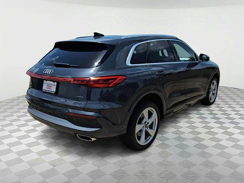2025 Audi Q5 Premium Plus