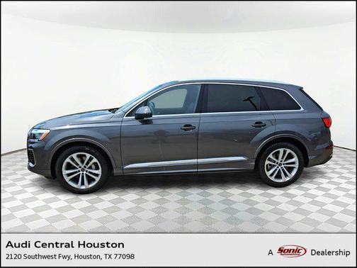2025 Audi Q7 55 Premium Plus