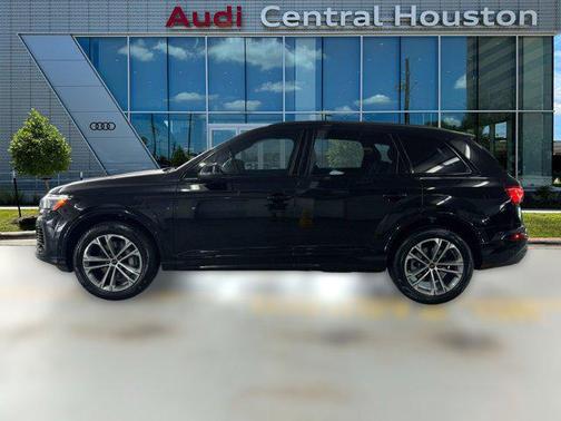 2026 Audi Q7 55 Premium