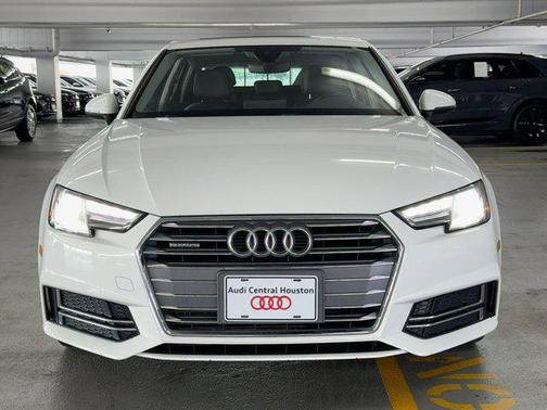 2017 Audi A4 Season of Audi Premium