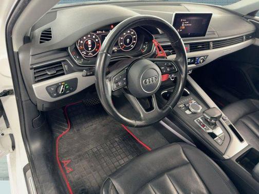 2017 Audi A4 Season of Audi Premium