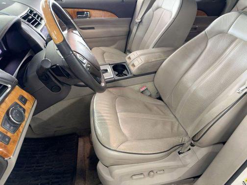 2013 Lincoln MKX Base