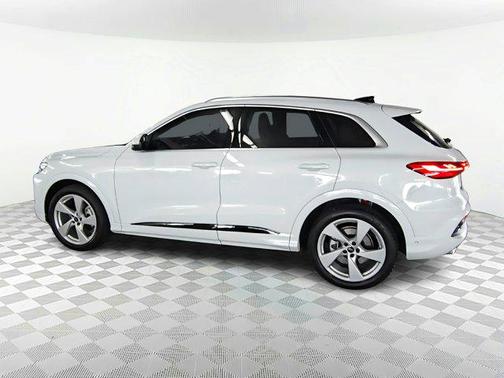 2025 Audi Q5 Prestige