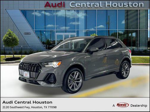 2025 Audi Q3 Premium 45 TFSI S line quattro Tiptronic