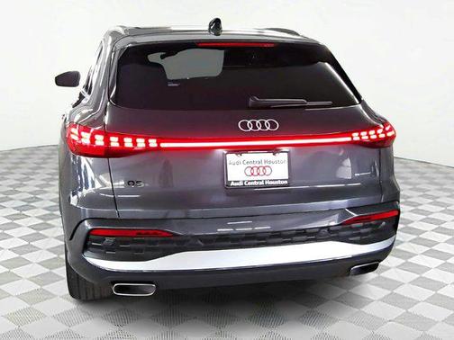 2025 Audi Q5 Premium Plus
