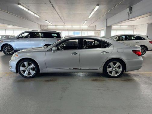 2011 Lexus LS 460 Base