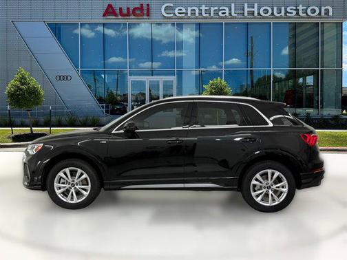 2025 Audi Q3 Premium 45 TFSI S line quattro Tiptronic