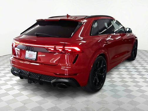 2025 Audi RS Q8 4.0T