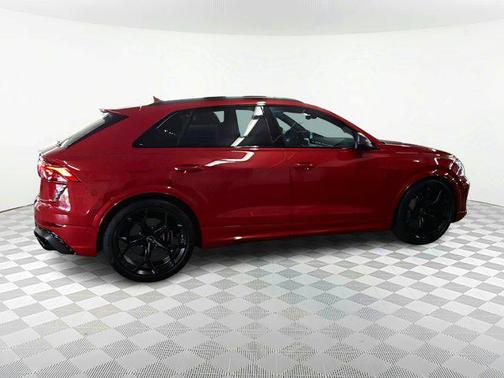 2025 Audi RS Q8 4.0T