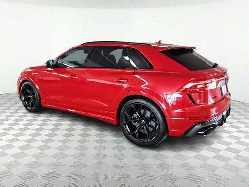 2025 Audi RS Q8 4.0T