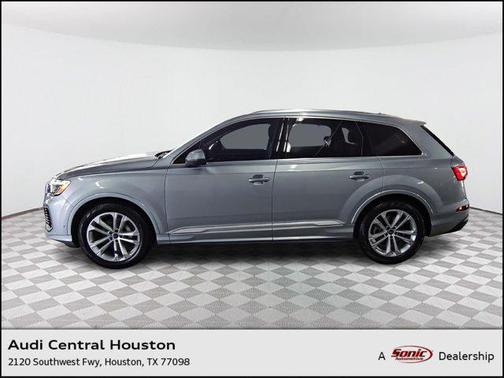 2025 Audi Q7 55 Premium Plus