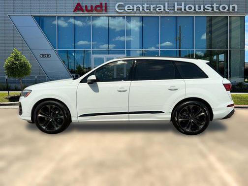 2026 Audi Q7 55 Premium Plus
