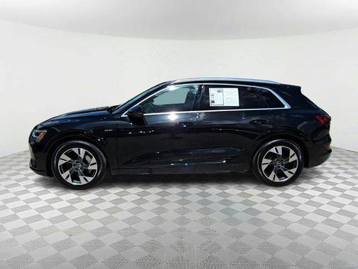 2021 Audi e-tron Premium