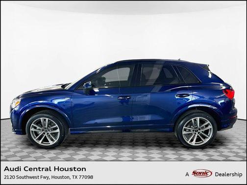 2025 Audi Q3 Premium 45 TFSI S line quattro Tiptronic