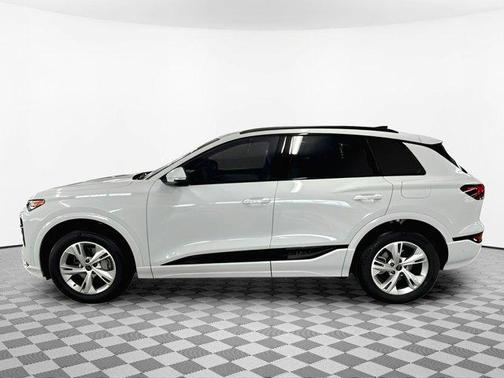 2025 Audi Q6 e-tron Premium