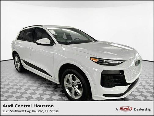 2025 Audi Q6 e-tron Premium
