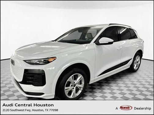 2025 Audi Q6 e-tron Premium
