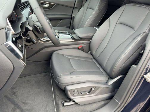 2026 Audi Q7 55 Premium Plus