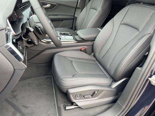 2026 Audi Q7 55 Premium Plus