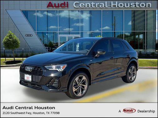 2025 Audi Q3 Premium 45 TFSI S line quattro Tiptronic