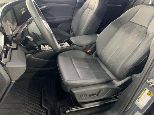 2025 Audi Q6 e-tron Premium