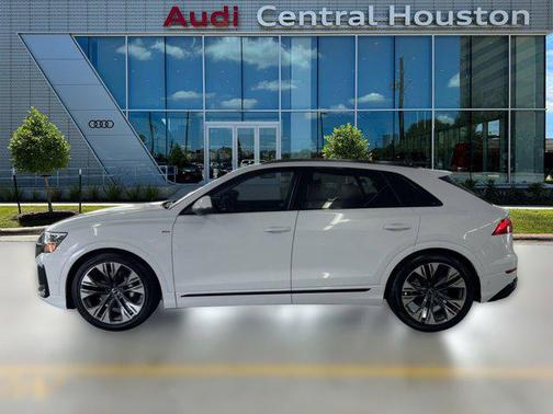 2026 Audi Q8 55 Premium Plus