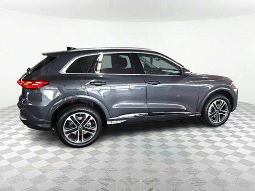 2025 Audi Q5 Premium