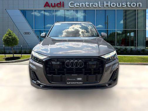 2025 Audi Q7 45 Premium Plus