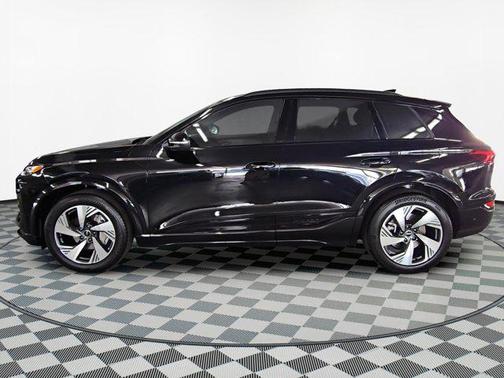 2025 Audi Q6 e-tron Prestige quattro