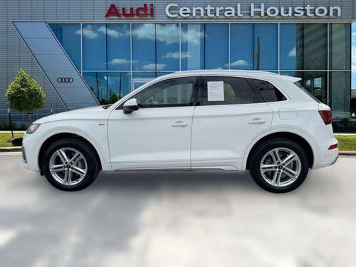 2022 Audi Q5 55 S line Premium Plus