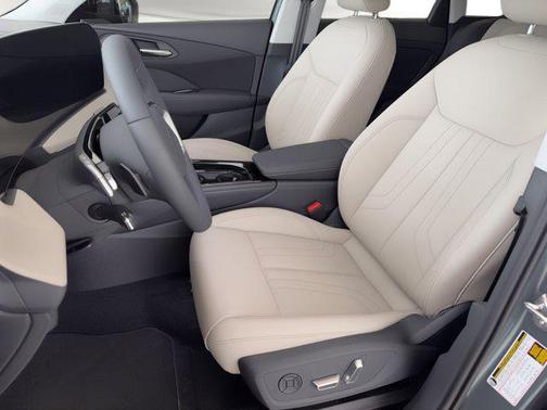 Sage Green Metallic 2026 Audi Q3 TFSI quattro S tronic
